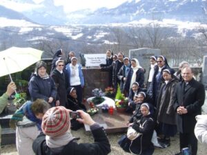 Recueillement sur le tombeau de Maximin